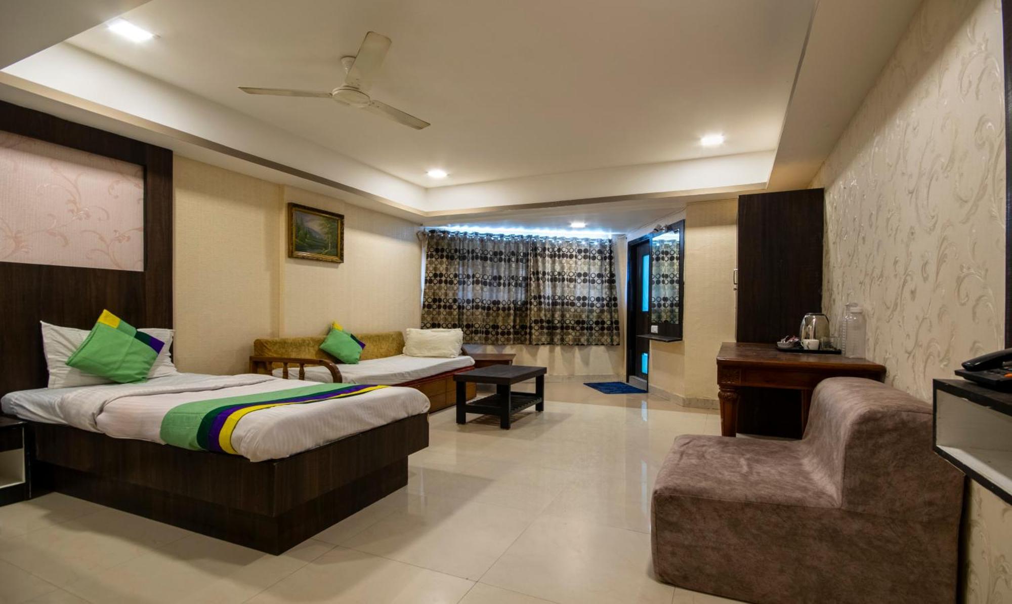 Itsy Hotels Shree Krishna Palace 아흐메다바드 외부 사진