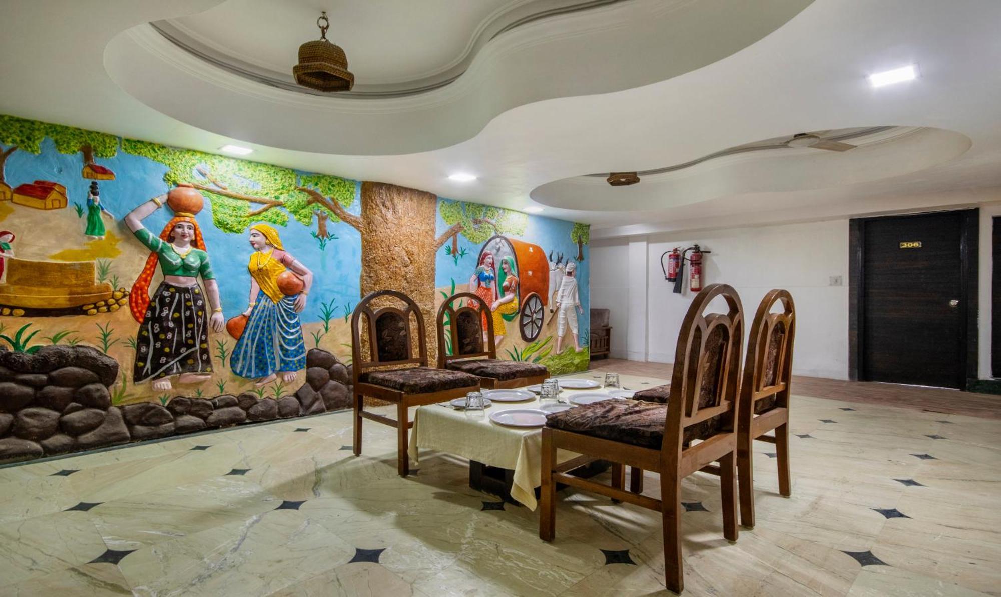 Itsy Hotels Shree Krishna Palace 아흐메다바드 외부 사진
